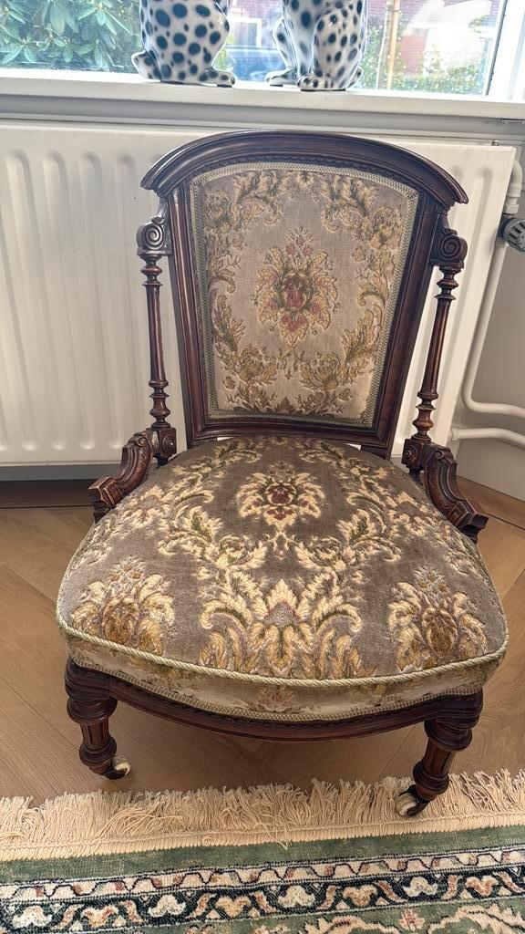 Prachtig uniek victoriaans antiek stoeltje, Antiek en Kunst, Antiek | Meubels | Stoelen en Banken, Ophalen