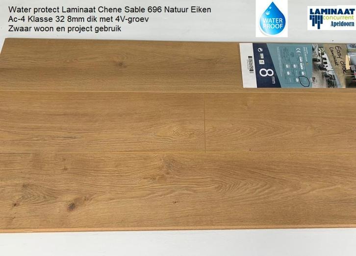 Waterbestendig Laminaat Chene Sable 689 8mm 4V €9,95p/m2, Huis en Inrichting, Stoffering | Vloerbedekking, Nieuw, Laminaat, Bruin