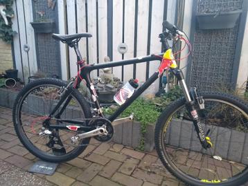 MTB carbon 16 inch frame  beschikbaar voor biedingen