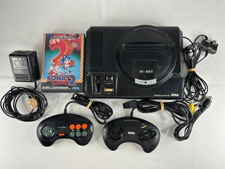 SEGA Mega Drive 16-bit + Sonic 2, controllers en kabels, Spelcomputers en Games, Games | Sega, Gebruikt, Mega Drive, Platform
