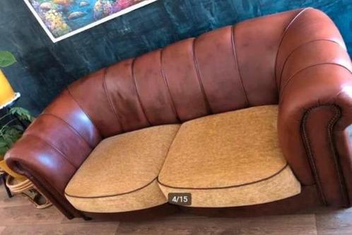 Schapenleren bank 2 Fauteuils en poefjes, Antiek en Kunst, Antiek | Meubels | Stoelen en Banken, Ophalen