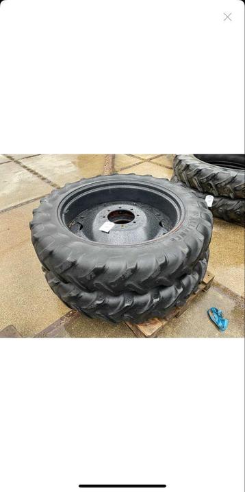 Set cultuurbanden Alliance + 8 gaats Velg 270/95 R36 beschikbaar voor biedingen