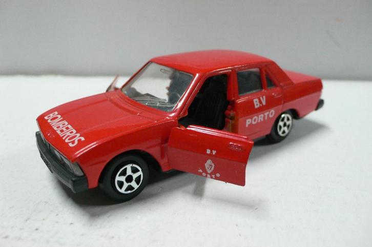 peugeot 604- bombeiros porto- norev metaal   1/43, Hobby en Vrije tijd, Modelauto's | 1:43, Nieuw, Auto, Norev, Verzenden
