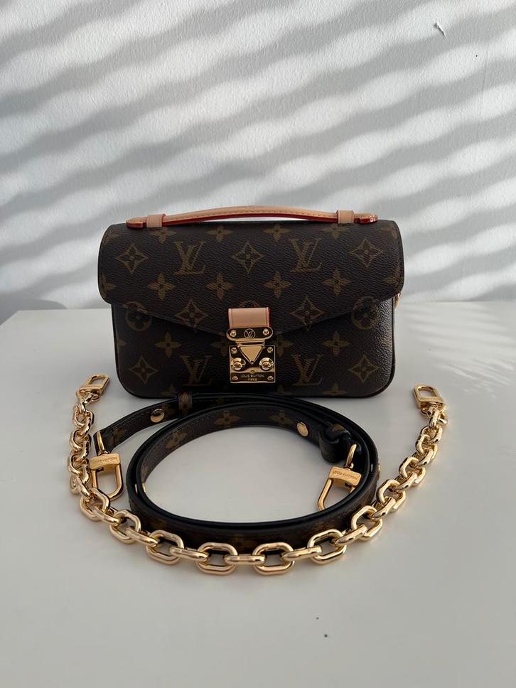 Authentieke Louis Vuitton Metis East West tas, Sieraden, Tassen en Uiterlijk, Tassen | Damestassen, Zo goed als nieuw, Handtas