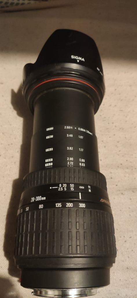 de cameralens 28–300mm f/3.5–6.3 Aspherical, Audio, Tv en Foto, Fotografie | Lenzen en Objectieven, Zo goed als nieuw, Telelens