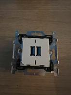 niko Usb smart 3.5A en afdekplaten niko, Ophalen of Verzenden, Nieuw, Overige typen