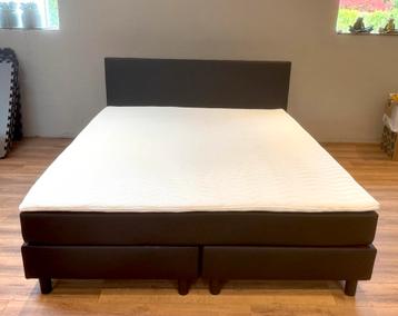 Boxspring 180 x 200 beschikbaar voor biedingen