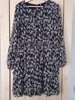 Zwart met wit/roze veertje maat XL jurk., Maat 42/44 (L), Knielengte, Ophalen of Verzenden, Zo goed als nieuw