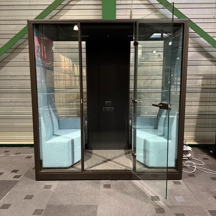 Apod Large met banken, Zakelijke goederen, Kantoor en Winkelinrichting | Kantoormeubilair en Inrichting, Overige typen, Kantine of Aula