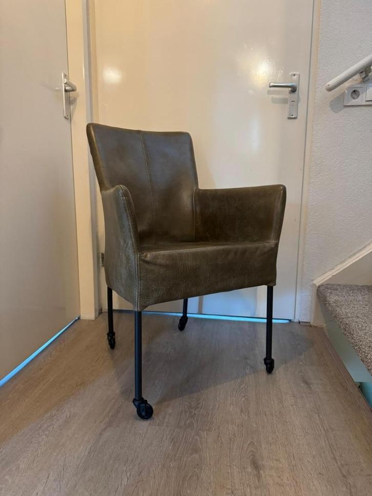 2x suske stoel africa leer olive (Table du Sud), Huis en Inrichting, Stoelen, Twee, Leer, Ophalen