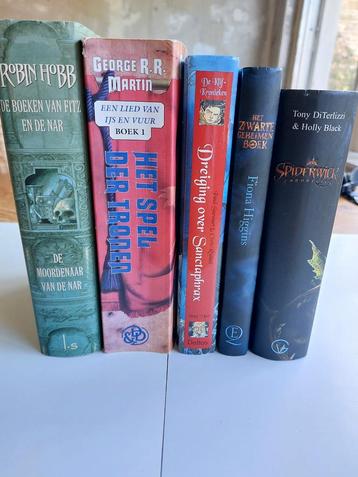 Partij Fantasy Boeken - Robin Hobb, Martin, e.a. beschikbaar voor biedingen