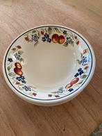 Vintage schaaltjes Churchill Charente England, Huis en Inrichting, Keuken | Servies, Ophalen of Verzenden, Zo goed als nieuw, Overige stijlen