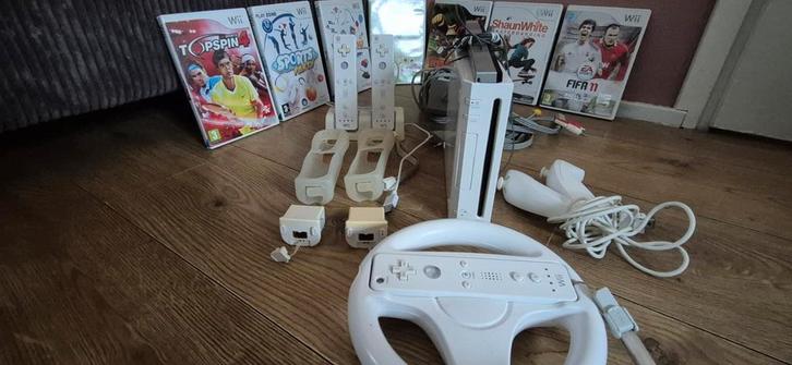 Nintendo Wii Compleet Pakket met Games en Accessoires, Spelcomputers en Games, Games | Nintendo Wii, Gebruikt, Sport, 3 spelers of meer