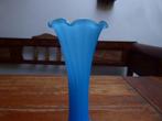 Sierlijk vintage opaline vaasje in blauw, Ophalen of Verzenden