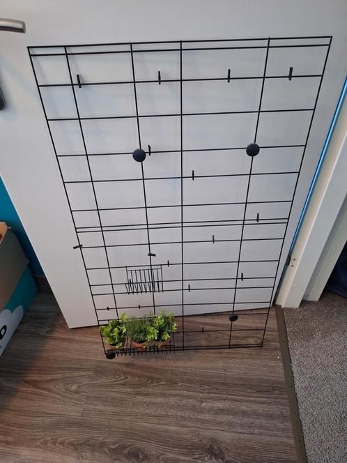 Metalen wandrek met plantjes, Tuin en Terras, Bloembakken en Plantenbakken, Zo goed als nieuw, Metaal, Binnen, Balkon, 60 cm of meer