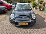 Mini 1.6 16V Cooper S 2006 Zwart, Auto's, Voorwielaandrijving, 4 cilinders, 4 stoelen, Zwart