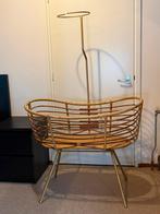 Rotan wieg met piekstok, Ophalen, Wieg