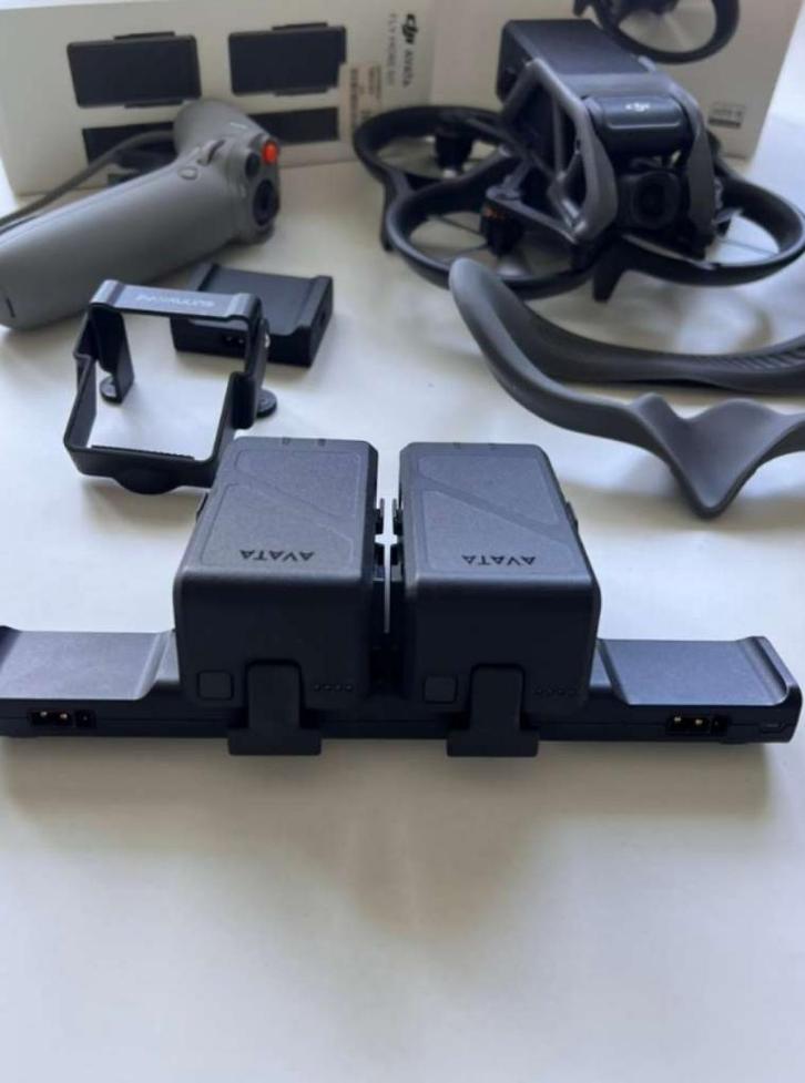 DJI Avata Explorer Combo, Audio, Tv en Foto, Drones, Zo goed als nieuw, Drone met camera, Ophalen of Verzenden