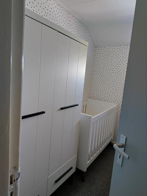 Babykamer in nette staat, Kinderen en Baby's, Kinderkamer | Complete kinderkamers, Zo goed als nieuw, Jongetje of Meisje, Ophalen