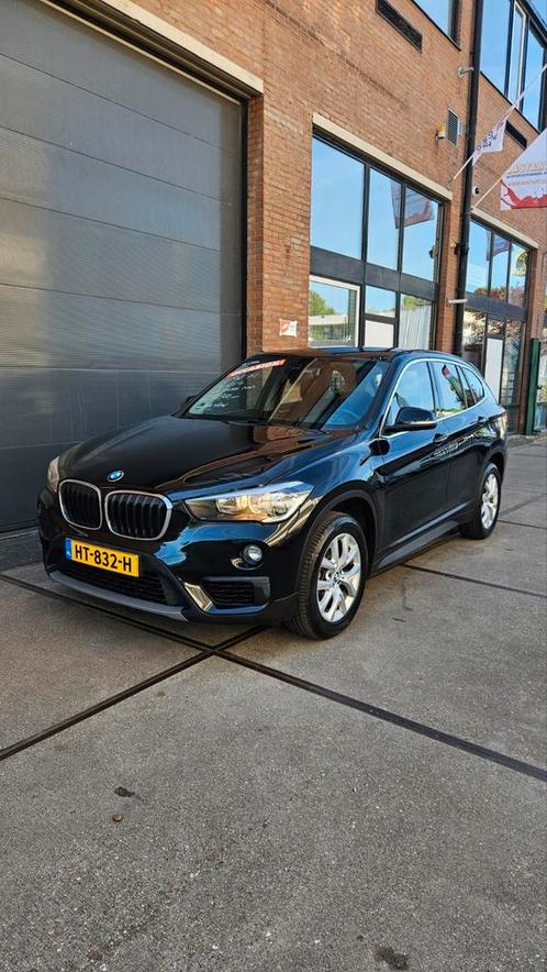 BMW X1 Sdrive18i 2016 afnm. Trekhaak, NWE APK + onderhoud, Auto's, BMW, Bedrijf, X1, ABS, Airbags, Airconditioning, Bluetooth