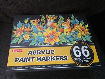Nieuwe Lyuvie acrylstiften/markers 133 kleuren  beschikbaar voor biedingen