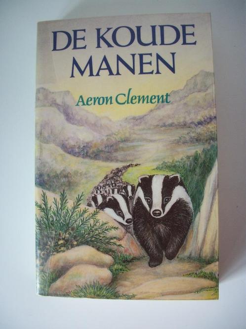 De Koude Manen - Aeron Clement - Das Dassen - zgan, Boeken, Romans, Zo goed als nieuw, Europa overig, Ophalen of Verzenden