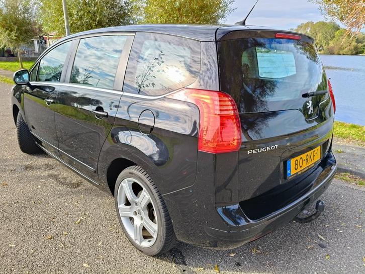 Peugeot 5008 1.6 THP 5PL 2011 Zwart pano goed onderhouden, Auto's, Peugeot, Particulier, Airbags, Airconditioning, Centrale vergrendeling