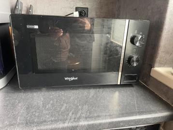 Zwarte magnetron beschikbaar voor biedingen
