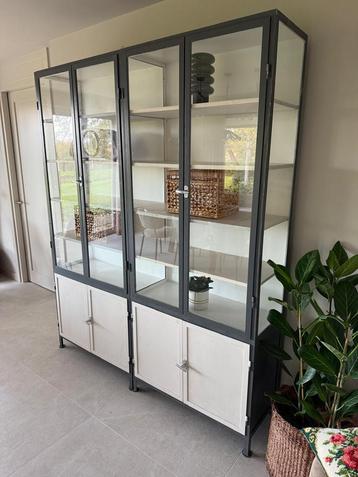 Stalen Apothekerskast, Old Basics beschikbaar voor biedingen