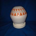 Vintage retro oranje witte bol plafondlamp., Ophalen of Verzenden, Zo goed als nieuw