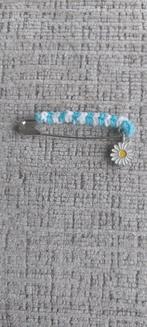 Handgemaakte Charm, speld met Bloem, Sieraden, Tassen en Uiterlijk, Broches, Wit, Minder dan 4 cm, Nieuw, Ophalen of Verzenden