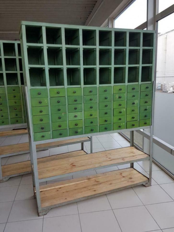 Stoere XXL vakkenkast / ladekast industrieel vintage, Huis en Inrichting, Kasten | Wandmeubels, Zo goed als nieuw, 200 cm of meer