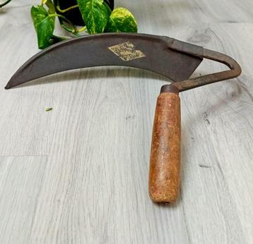 oude handzeisje beschikbaar voor biedingen