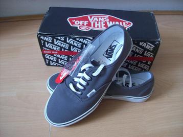 Unisex VANS schoenen - grijs - maat 41 - NIEUW beschikbaar voor biedingen