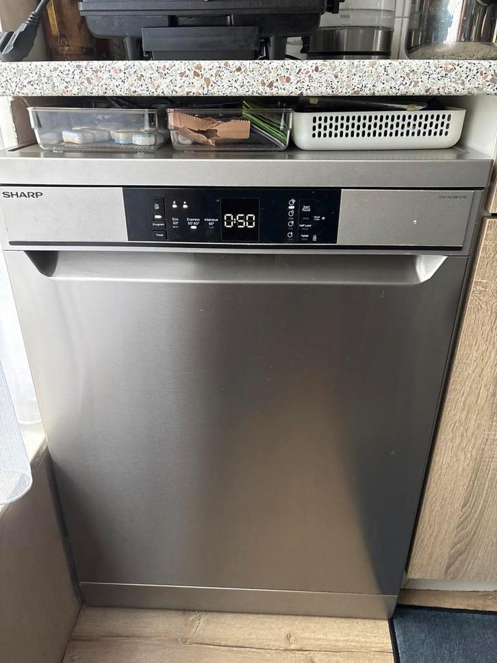Vaatwasser Sharp QW-NA1BF47EI - Foutcode F5 - Voor de handig, Witgoed en Apparatuur, Vaatwasmachines, Gebruikt, Vrijstaand, 85 tot 90 cm