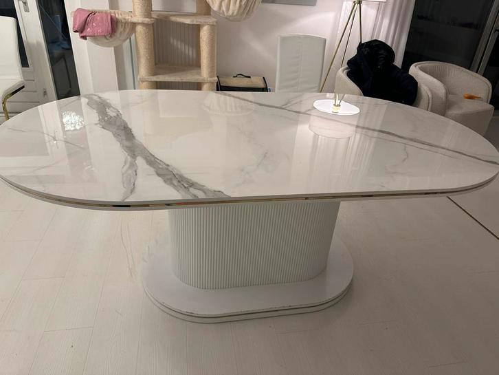 Luxe marmerlook eettafel – Ibiza ovaal 200x110 cm (wit/goud), Huis en Inrichting, Tafels | Salontafels, Zo goed als nieuw, 75 cm of meer