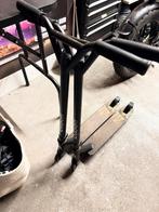 2 stunt steps met 1 kinderhelm en beschermers, Ophalen, Gebruikt, Overige maten