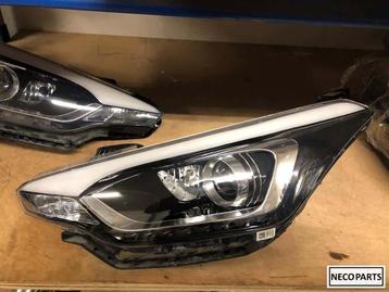 Hyundai i20 led koplamp links origineel  beschikbaar voor biedingen