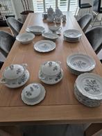 Serviesset porselein., Huis en Inrichting, Keuken | Servies, Ophalen, Overige typen, Zo goed als nieuw, Overige stijlen