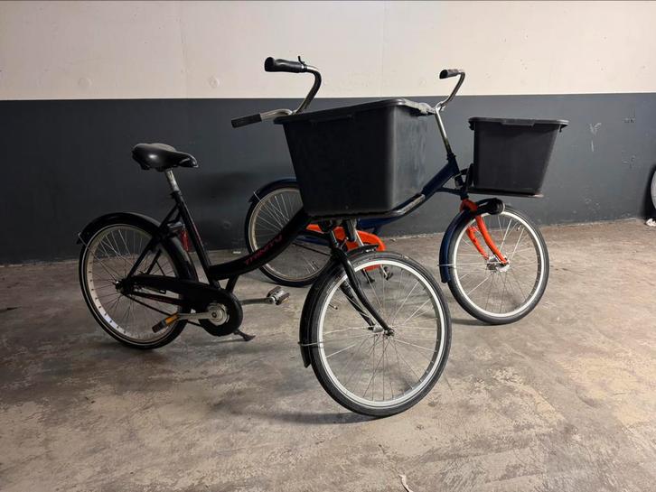 2 x Azor bakfiets Hondenfiets transportfiets, Fietsen en Brommers, Fietsen | Dames | Damesfietsen, Overige merken, Ophalen