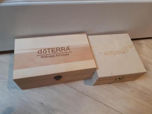 DoTerra bewaardoos voor flesjes essentiële olie, Sport en Fitness, Gezondheidsproducten en Wellness, Zo goed als nieuw, Overige typen