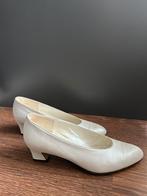 Trouwschoenen, Ophalen of Verzenden, Zo goed als nieuw, Zwart, Sneakers of Gympen