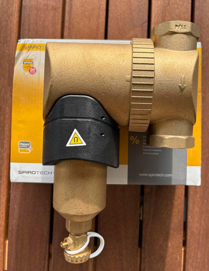 Spirotech Spirotrap MBL UE125WJ Vuilafscheider - Nieuw, Doe-het-zelf en Verbouw, Thermostaten, Nieuw, Ophalen of Verzenden