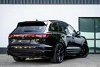 Volkswagen Touareg 3.0 TSI eHybrid R 4M Puglia DynAudio Trek, Automaat, Gebruikt, Euro 6, 2995 cc
