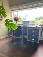 Vintage Gispen Bureau - Stoer & Praktisch, Huis en Inrichting, Bureaus, Ophalen, Gebruikt, Bureau