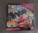 Cars 3 Disney Piston cup race spel, Hobby en Vrije tijd, Gezelschapsspellen | Bordspellen, Een of twee spelers, Ophalen of Verzenden