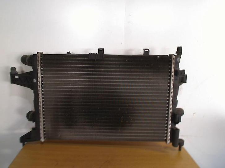 Radiateur Compleet Opel Corsa C (F08/68) (2003-06/2009-12), Auto-onderdelen, Airco en Verwarming, Opel, Gebruikt