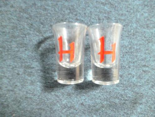 2 NIEUWE borrelglaasjes met letter H erop samen €1,00, Verzamelen, Glas en Borrelglaasjes, Nieuw, Borrel- of Shotglas, Ophalen of Verzenden