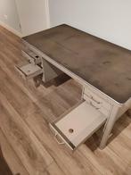 Vintage oud metalen bureau, Ophalen