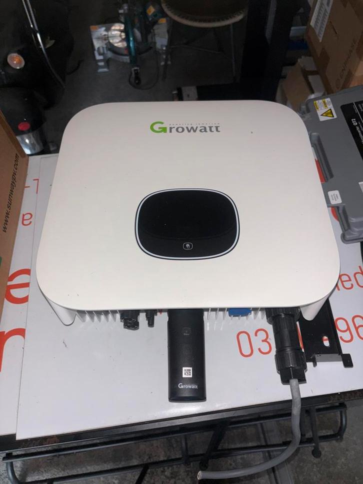 Growatt MIN 3600TL-XE Omvormer, Doe-het-zelf en Verbouw, Zonnepanelen en Toebehoren, Gebruikt, Overige typen, 200 wattpiek of meer